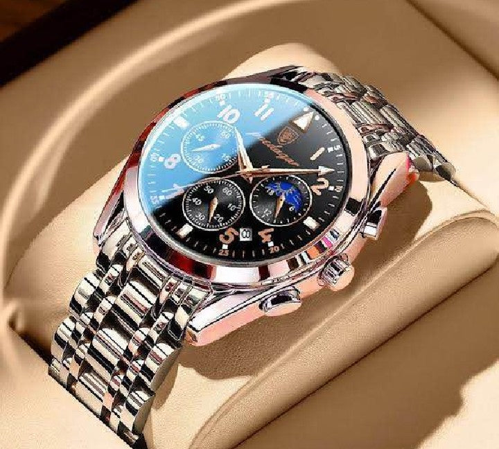 Stylish men watch supreme quality