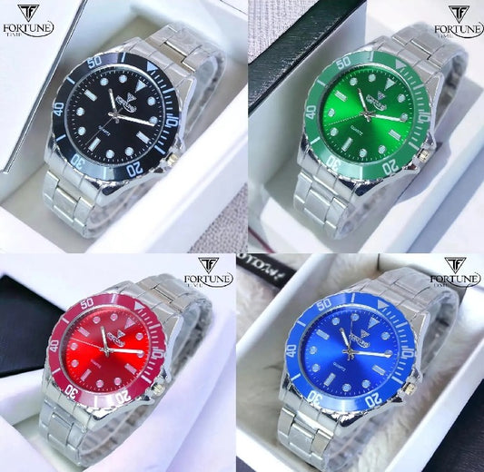 Stylish men watch supreme quality